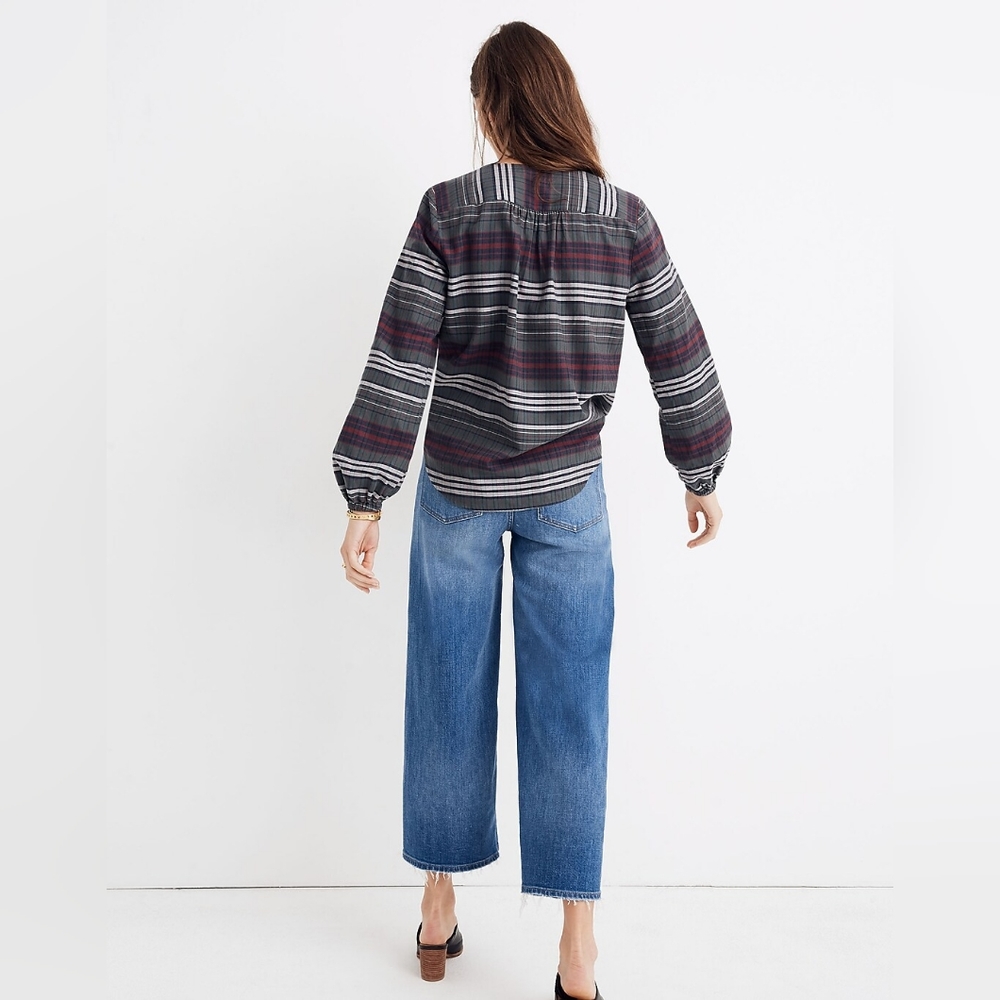 Madewell V-Neck Button-Down Shirt in Pineview Plaid - Picture 5 of 13